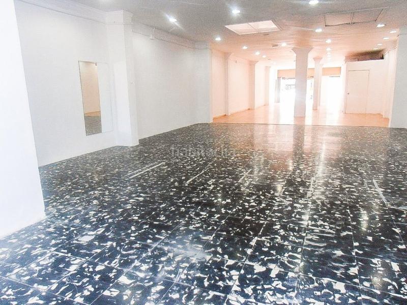 Foto ee699e39-6674-4216-9056-aa39ff0ba846. Affitto locale commerciale in Eixample Sabadell