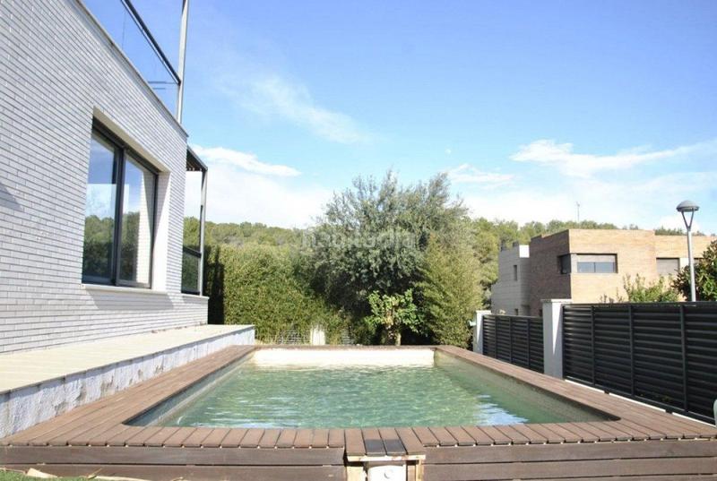 Foto c72f674e-5e4d-462d-b84d-7d86de40854d. Casa espectacular casa a 4 vientos con piscina de agua salada en puig pelós, en Cunit