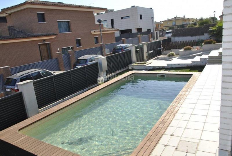 Foto ec191b71-3185-4a45-b2d0-acb7c2794b28. Casa espectacular casa a 4 vientos con piscina de agua salada en puig pelós, en Cunit