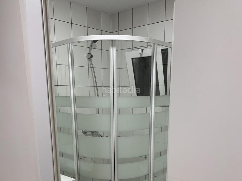 Foto 37f4b96b-93a0-4a5a-bb19-3457ef3faf24. Planta baixa a Sant Crist Badalona