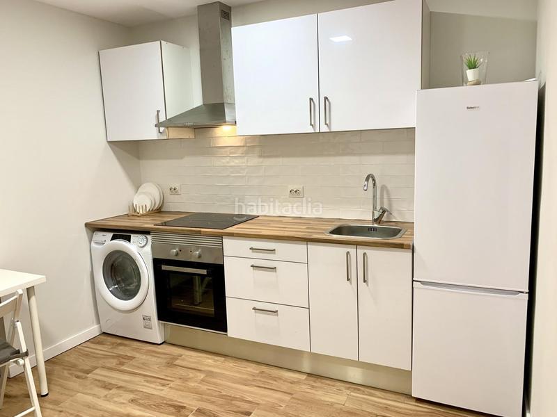 Foto 97342e65-b786-4ae4-a857-8062a3026d9e. Planta baja local loft inversión con inquilinos rentable p baja y sotano en montigalàSant Crist, en Badalona