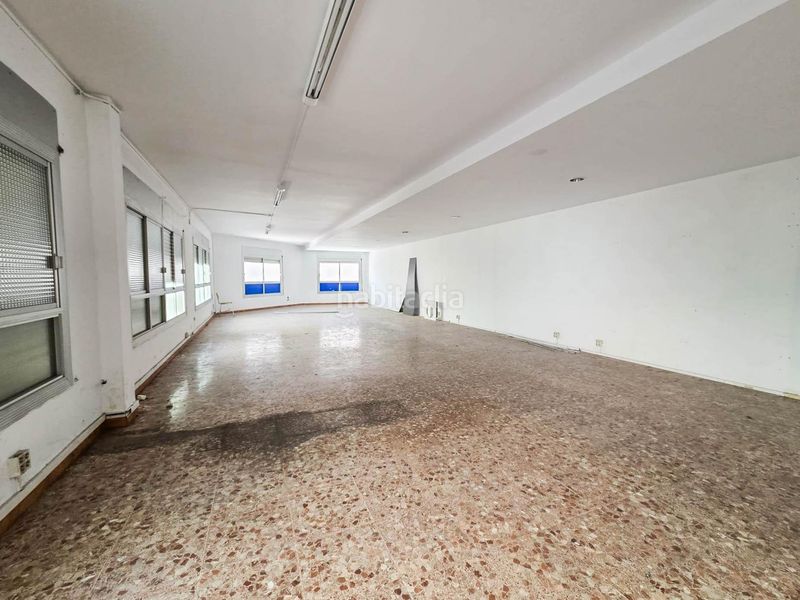 Foto 507f2eb9-7016-49ec-be9b-da6682348642. Alquiler local comercial primera planta de edificio de oficinas en alquiler en barberá del vallés en Barberà del Vallès