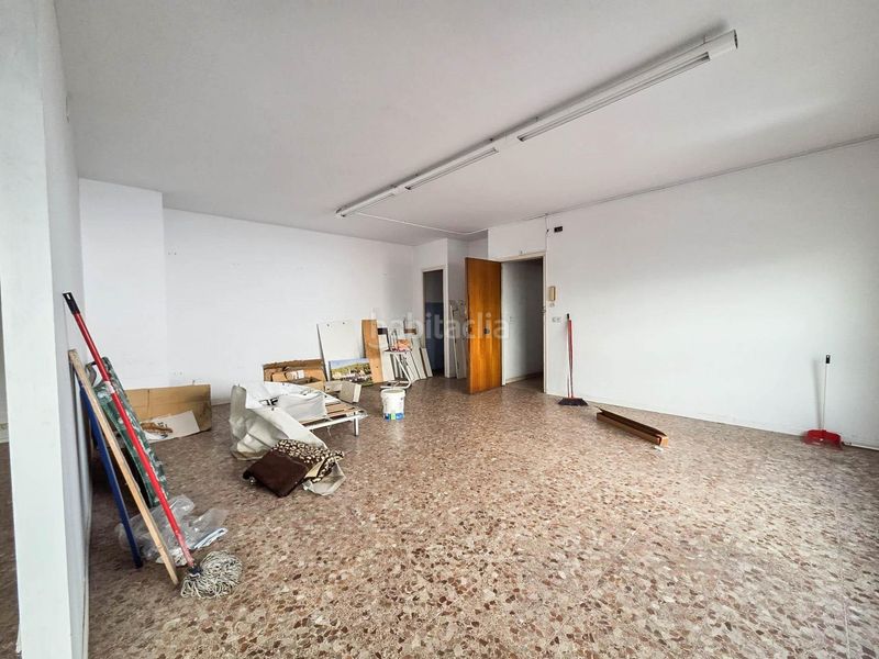 Foto f18e6302-6d19-4924-8088-c0967e9475b0. Alquiler local comercial primera planta de edificio de oficinas en alquiler en barberá del vallés en Barberà del Vallès