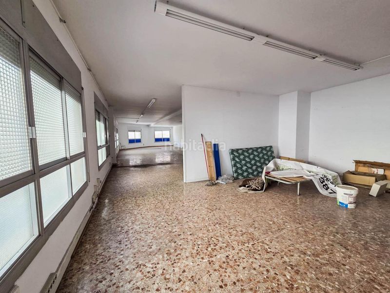 Foto fb7cd4a5-a41b-44d5-98fc-aaf88462866b. Alquiler local comercial primera planta de edificio de oficinas en alquiler en barberá del vallés en Barberà del Vallès
