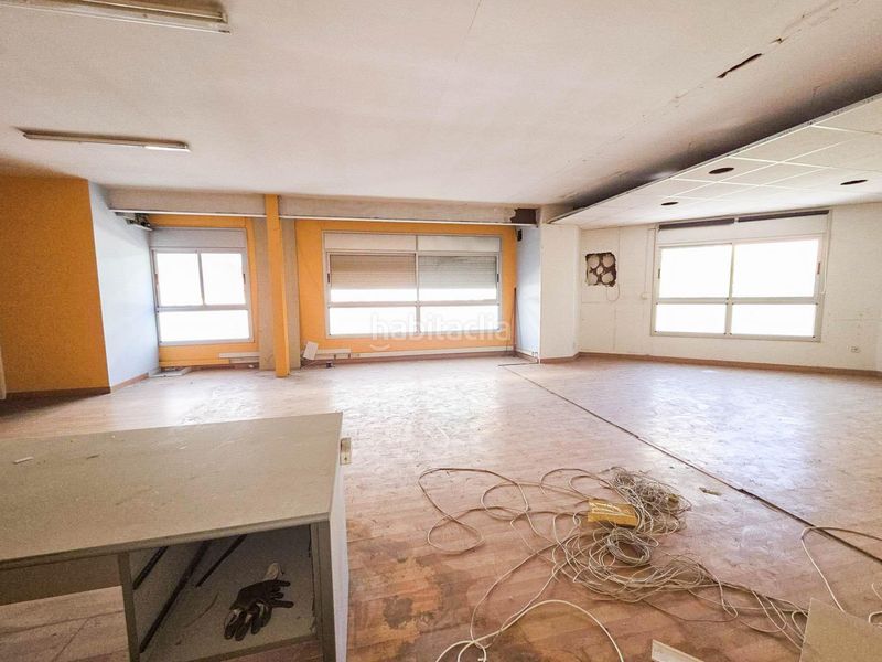 Foto fd87ad7f-f597-4410-9f86-4d45c0410bf8. Alquiler local comercial segunda planta de edificio de oficinas en alquiler en barberá del vallés en Barberà del Vallès