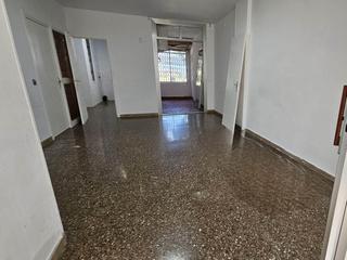Piso en La Marina del Port. Piso acogedor en santsmontjuïc, barcelona. posibilidad financiac