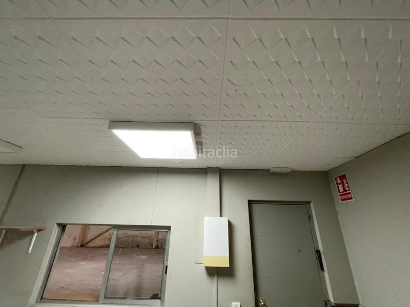 Foto 589ad724-ccb3-44a1-a46f-d8cc9a88f2a9. Affitto capannone industriale in Can Vinyals Esparreguera