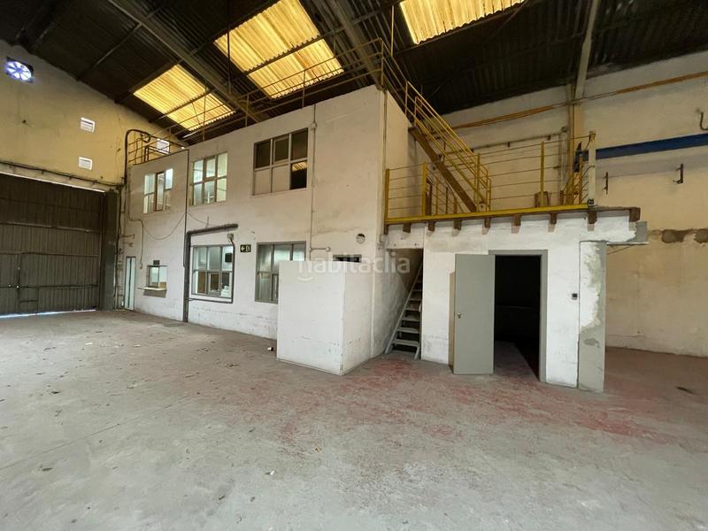 Foto b10397ff-ae09-47a0-925e-da013e8de1c4. Affitto capannone industriale in Can Vinyals Esparreguera