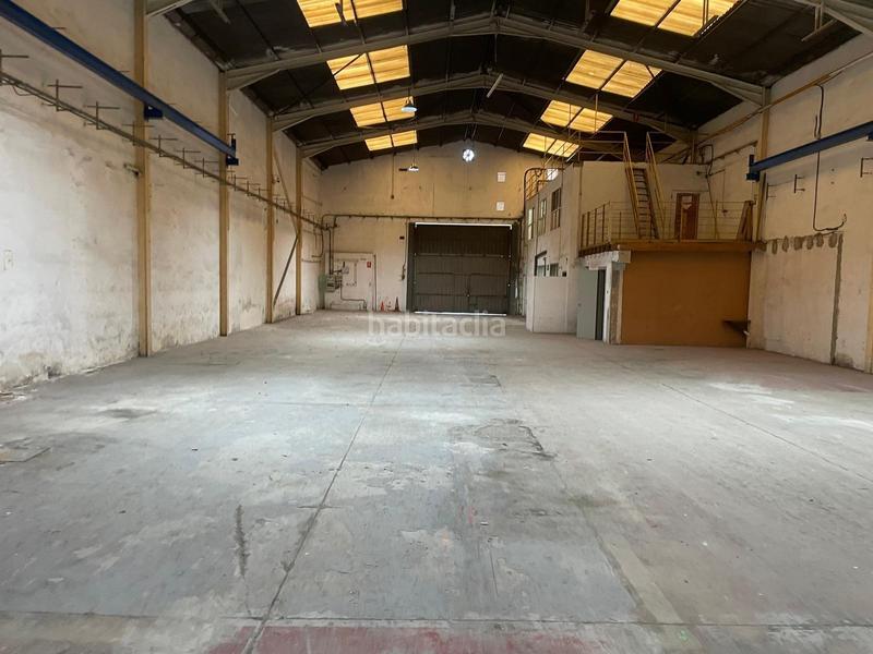 Foto 220551fd-8a76-4fd5-8785-f7f89264c905. Lloguer nau industrial a Can Vinyals Esparreguera