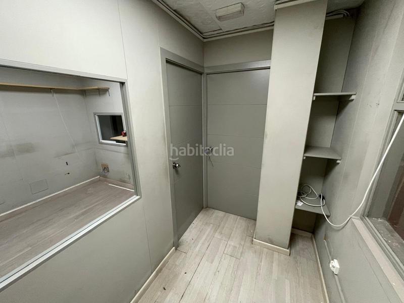 Foto eaaf58d4-1c27-47b3-a394-16260f58d083. Lloguer nau industrial a Can Vinyals Esparreguera