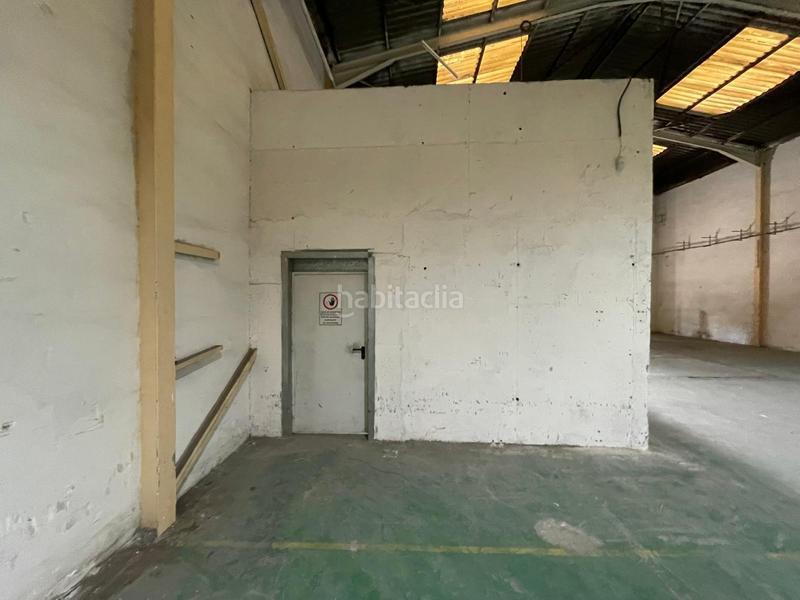 Foto f761aa80-3a6e-4dff-a8c9-3e226e67026f. Miete fabrikhalle in Can Vinyals Esparreguera