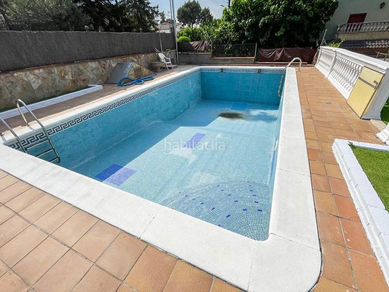 Foto ca0d6fda-01ea-417c-aed4-21521217b498. Chalet con riscaldamento parcheggio piscina in Masquefa