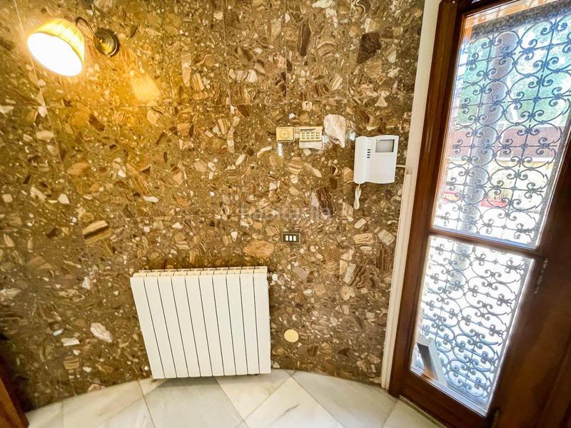 Foto d8b31188-afad-48ef-ac06-65ad1cc6d2e0. Chalet con riscaldamento parcheggio piscina in Masquefa