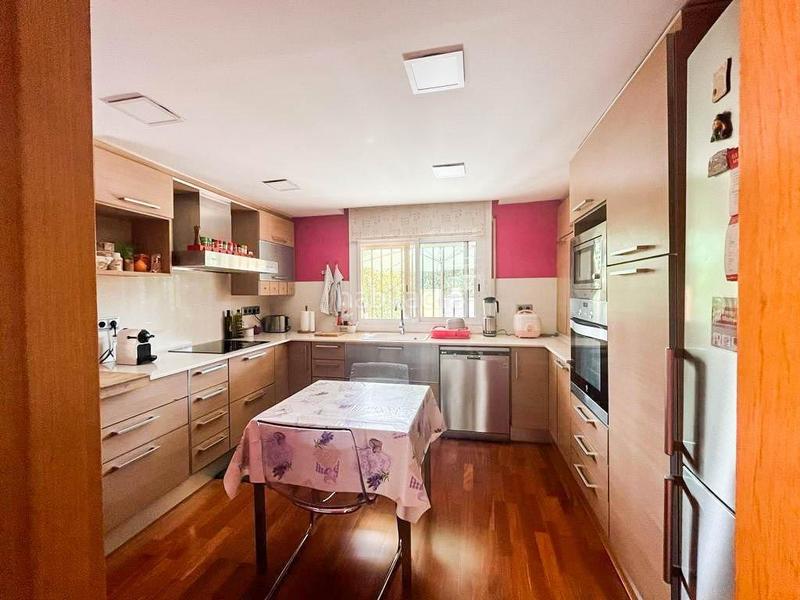Foto 005dcc46-ff98-40b3-865a-799e7efa5264. Chalet preciosa casa a la venta en el bruc urb bruc residencial barcelona en Bruc (El)