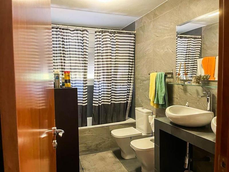 Foto b1652376-714b-4906-b576-775b912d98b2. Chalet preciosa casa a la venta en el bruc urb bruc residencial barcelona en Bruc (El)