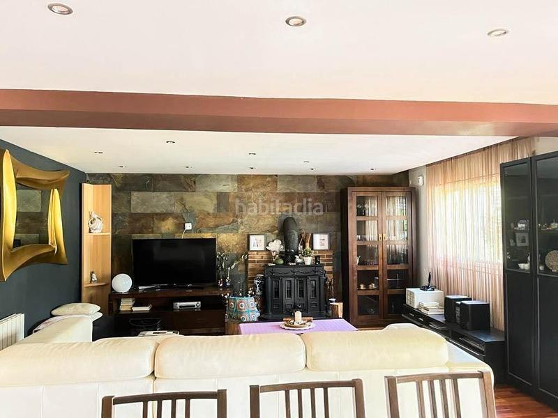 Foto c09b5a60-dc3b-4daa-bb3c-f2acdd5a28d2. Chalet preciosa casa a la venta en el bruc urb bruc residencial barcelona en Bruc (El)