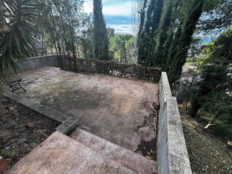 Foto 035d088f-3ad0-4d7f-b76a-7bbd6f7006b4. Casa amb aparcament piscina a Castellví de Rosanes