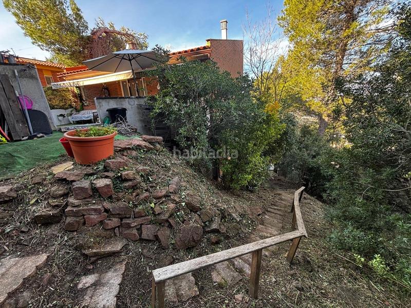 Foto 19e6a36e-ae39-4a4f-bc97-01fea2e4d9f0. Casa amb aparcament piscina a Castellví de Rosanes