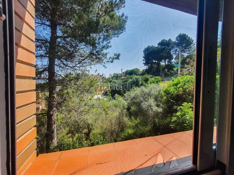 Foto 6f63f67a-6bac-4968-a828-63fd95b260f7. Casa amb aparcament piscina a Castellví de Rosanes