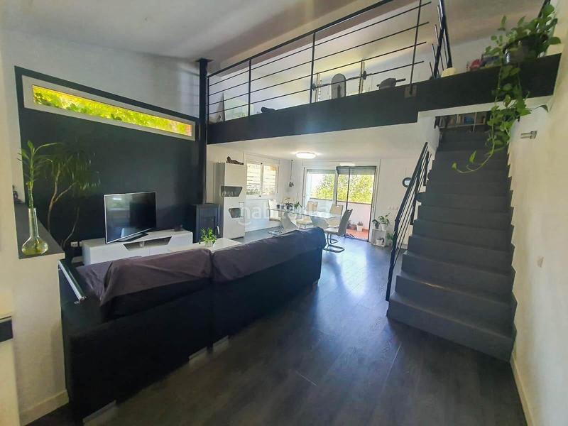 Foto 80566848-e637-4cb5-ad74-4a3843aecf93. Casa amb aparcament piscina a Castellví de Rosanes