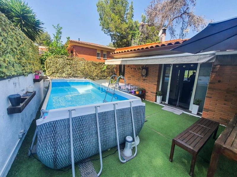 Foto b56eeff8-775d-4625-9c84-b96a196fa19c. Casa amb aparcament piscina a Castellví de Rosanes