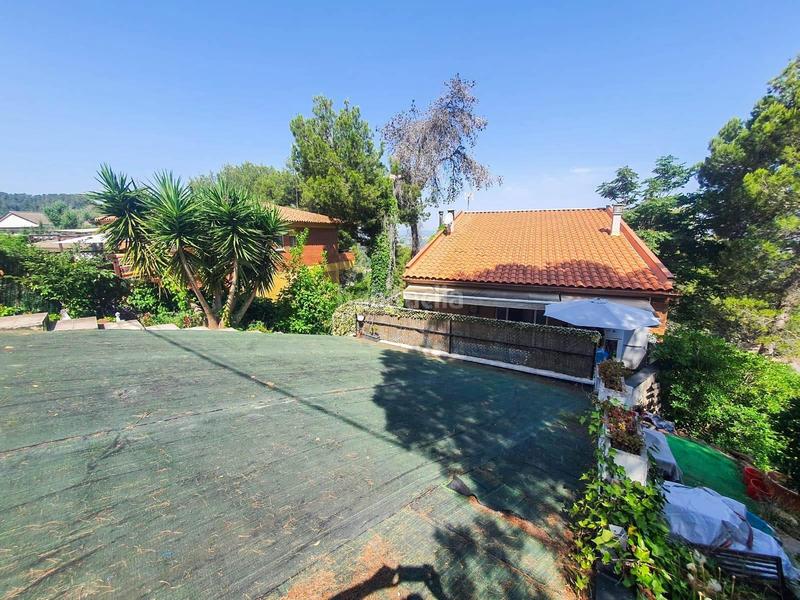 Foto bac11114-1aaf-458a-be56-27d3ed8cfb54. Casa amb aparcament piscina a Castellví de Rosanes