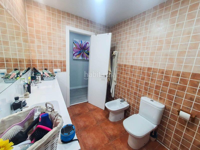 Foto c0fa4baa-0a66-4de1-9115-adfef0257979. Casa amb aparcament piscina a Castellví de Rosanes