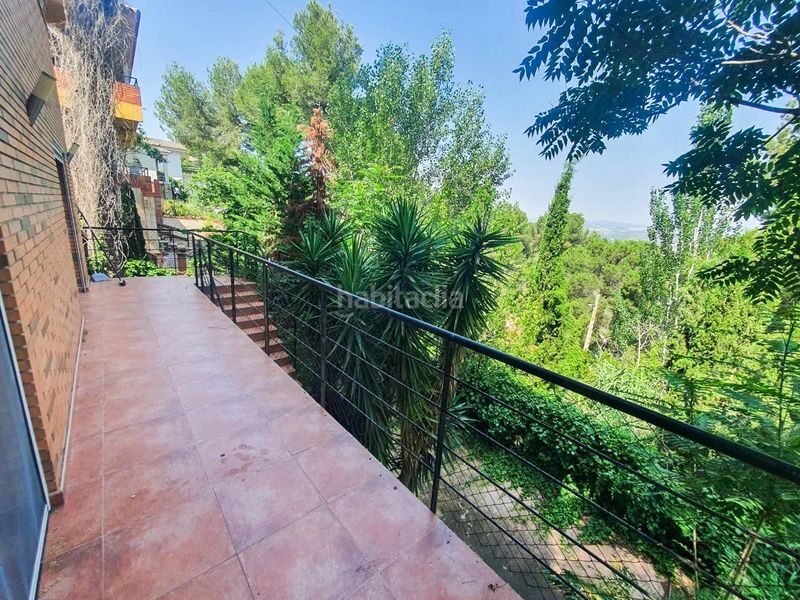 Foto d4529a4d-d4e5-417b-84a9-2043c5e6d49e. Casa amb aparcament piscina a Castellví de Rosanes