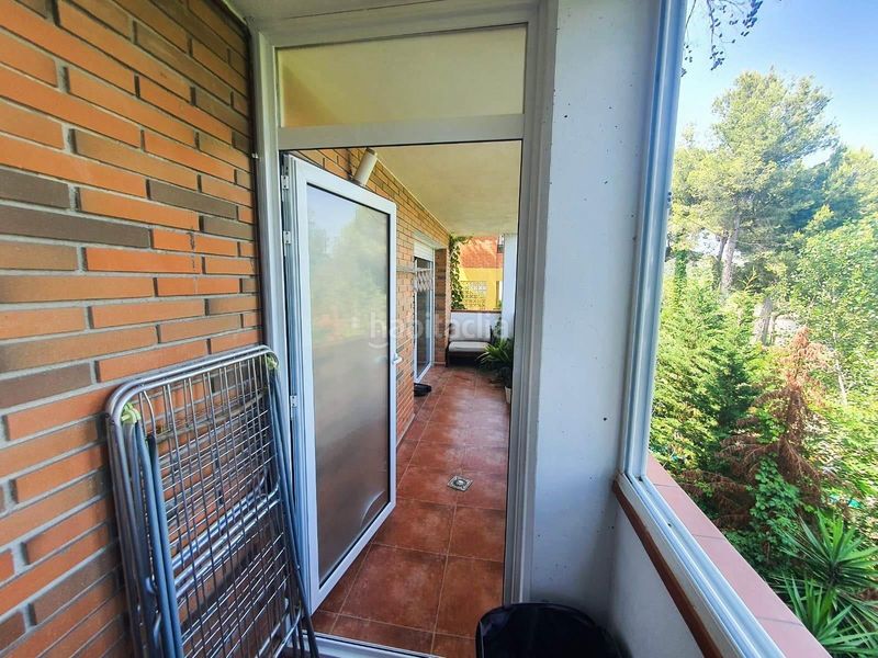 Foto f4e4775b-ad29-476b-9b7f-b5a0211f7d06. Casa amb aparcament piscina a Castellví de Rosanes