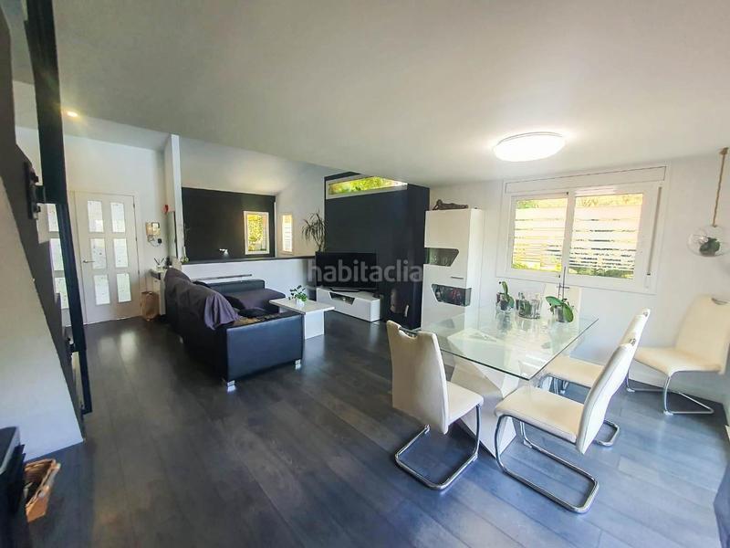 Foto fc695316-0a72-4fa7-a15c-34165058cb5e. Casa amb aparcament piscina a Castellví de Rosanes