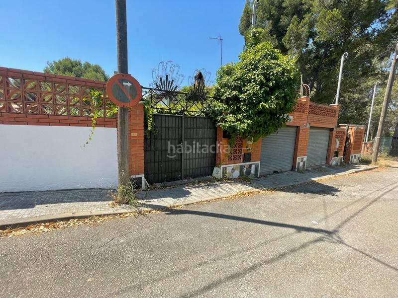 Foto 116fefce-bd05-408d-815a-da3b74cd0386. Chalet con parcheggio piscina in Centre Rubí