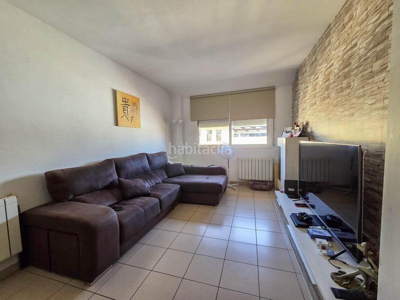 Foto a1540757-b1c2-4d46-8a97-0db2997596d7. Dúplex  con plaza de parking en venta en can comelles en Esparreguera