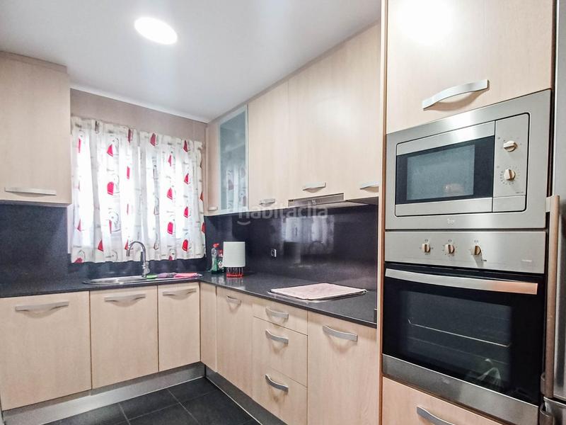 Foto f5d059d3-0558-4357-9300-dc52db98aaba. Location rez-de-chaussée avec parking dans Nucli Antic Cunit