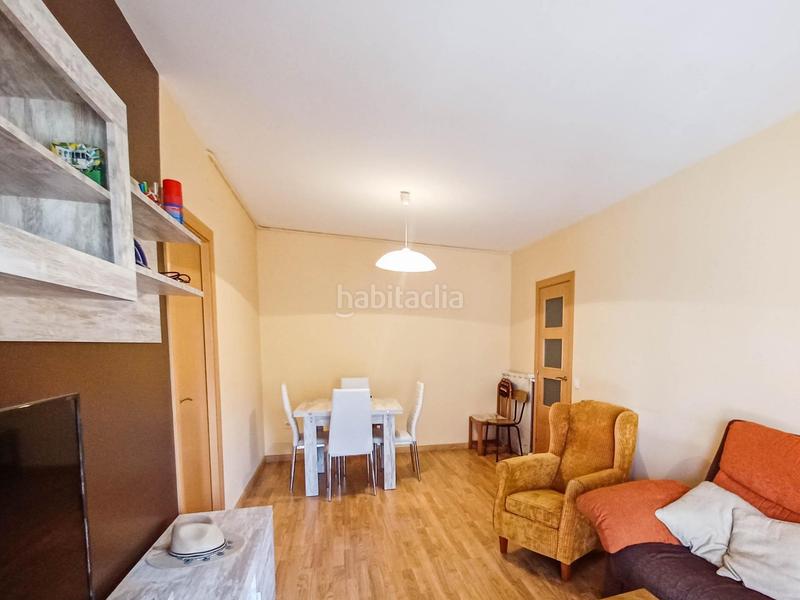 Foto 37352e94-aa54-4825-bf8f-644f71b68f77. Rent ground floor with parking in Nucli Antic Cunit