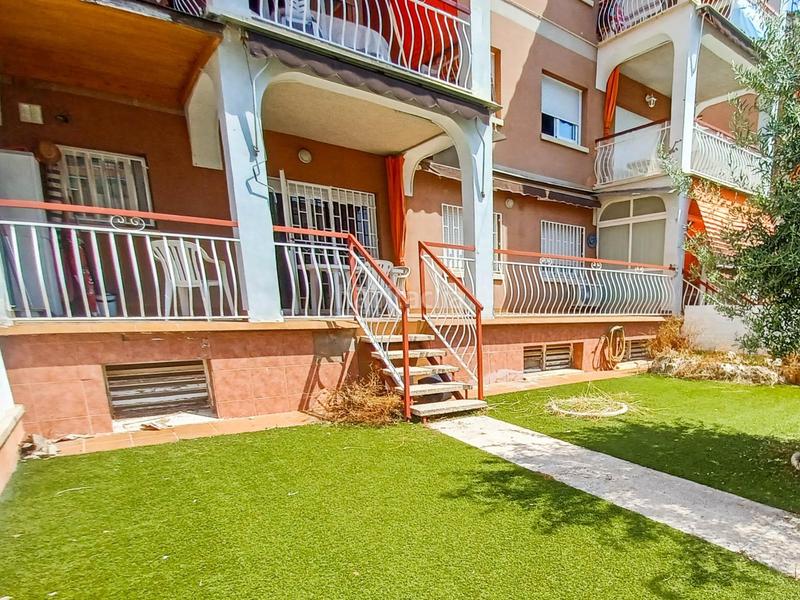 Foto 5a2ad4d5-9250-4f91-810c-3bf72f306465. Rent ground floor with parking in Nucli Antic Cunit