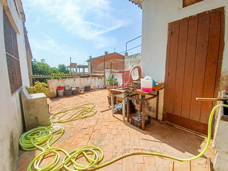 Foto 4376d58b-52fe-4fee-810f-a980275b9f69. Masía casa de pueblo en venta a reformar en Calafell poble Calafell