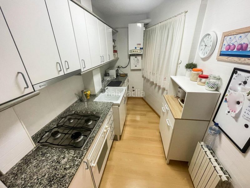 Foto 24e9d2fe-e33d-4107-8abc-093f57f3db88. Pis amb calefacció aparcament a Olesa de Montserrat