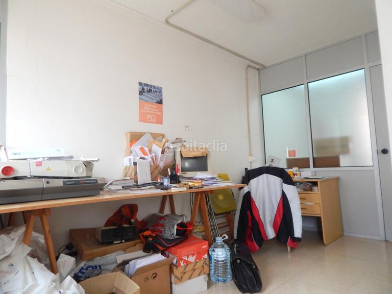 Foto e672a28d-7ce4-4945-8e9b-2ca57144bc6d. Lloguer local comercial a Martorell