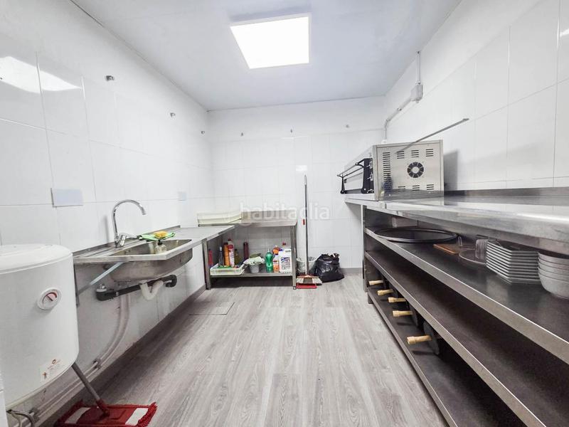 Foto 240c52d8-1792-4a21-bc5d-88a285d68428. Edificio  comercial y residencial a la venta en Rubí