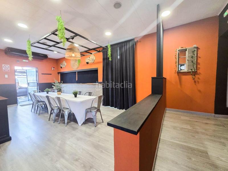 Foto 25253d14-bac4-4468-92ef-b2e175a7c253. Edificio  comercial y residencial a la venta en Rubí