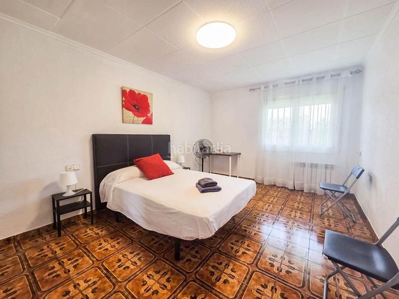 Foto 2fcf20ee-08d2-4258-9f6d-e2680f566046. Edificio  comercial y residencial a la venta en Rubí