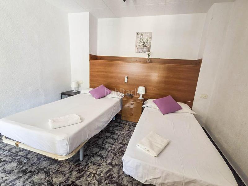 Foto 87f20a3a-8b4f-4560-9af4-9c36c58bd519. Edificio  comercial y residencial a la venta en Rubí