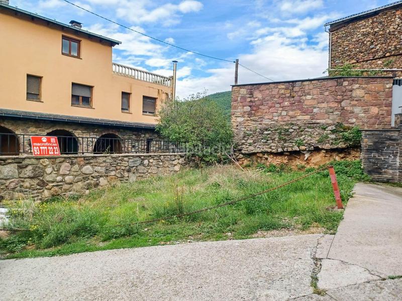 Foto 241f5d8b-e704-4c32-b23b-660dfb85f1d2. Terreny residencial a Ribera d´Urgellet