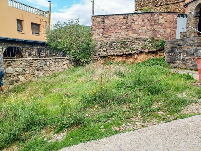 Foto b41de30d-6574-4eac-8e82-539e2174cb6e. Terreny residencial a Ribera d´Urgellet
