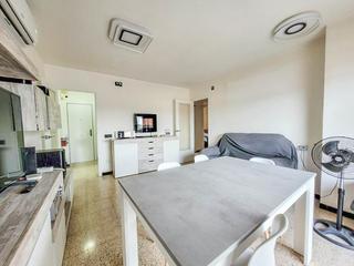 Appartement dans Martorell. Piso en la zona can carreras de martorell  solo inversores