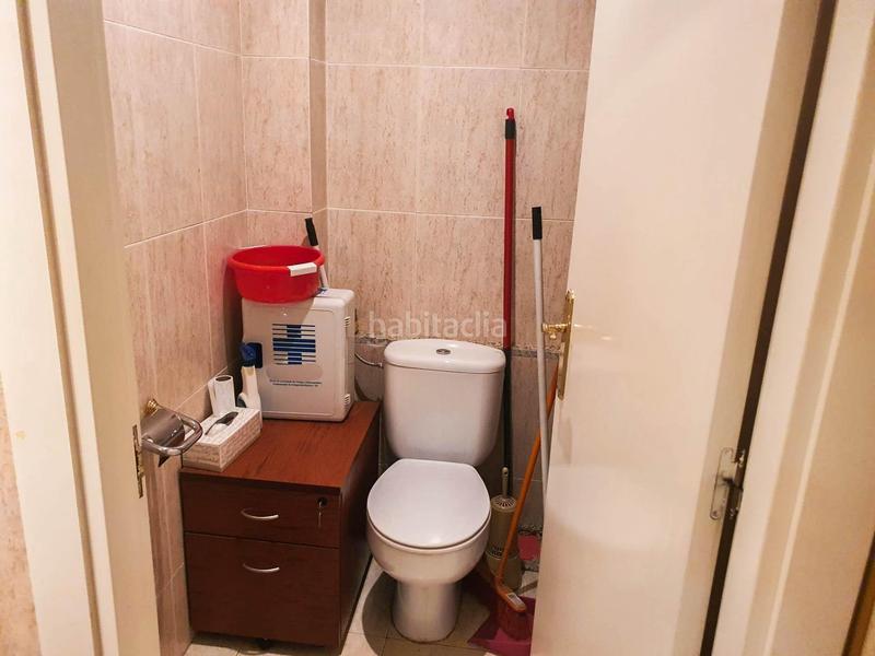 Foto 1d4d26dc-a3d5-4269-929d-2b98d55a00a7. Alquiler local comercial  en alquiler en el centro en Esparreguera