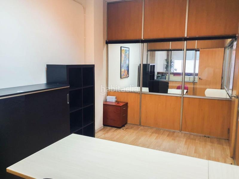 Foto c1b35424-744f-4b2a-bbd3-4a49d8c95422. Alquiler local comercial  en alquiler en el centro en Esparreguera