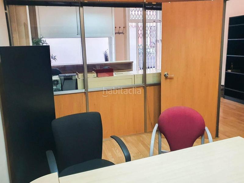 Foto fc3a5660-790c-4d39-96dc-f44db0e60203. Rent business premise in Nucli Urbà Esparreguera