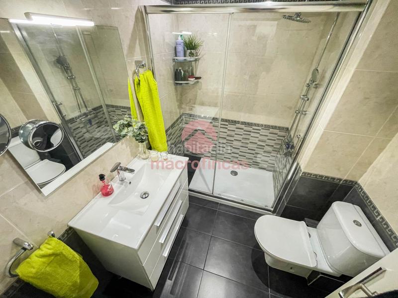 Foto 995e4775-eaa3-4e19-8ff5-779c66419713. Pis amb aparcament a La Verneda - La Pau Barcelona