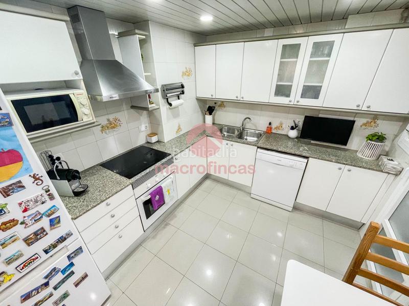 Foto bef55853-218b-4653-98a6-83a4319d5ede. Pis amb aparcament a La Verneda - La Pau Barcelona